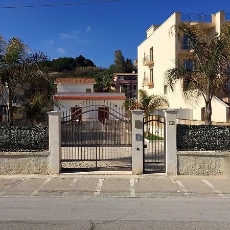 Costa Del Sol Bed & Breakfast Porto Empedocle Ngoại thất bức ảnh