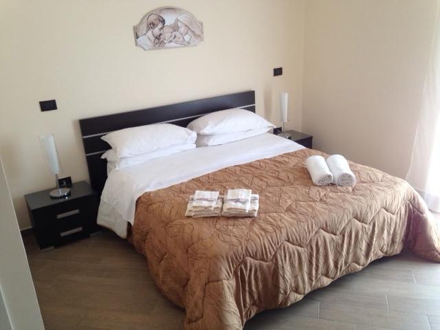 Costa Del Sol Bed & Breakfast Porto Empedocle Phòng bức ảnh